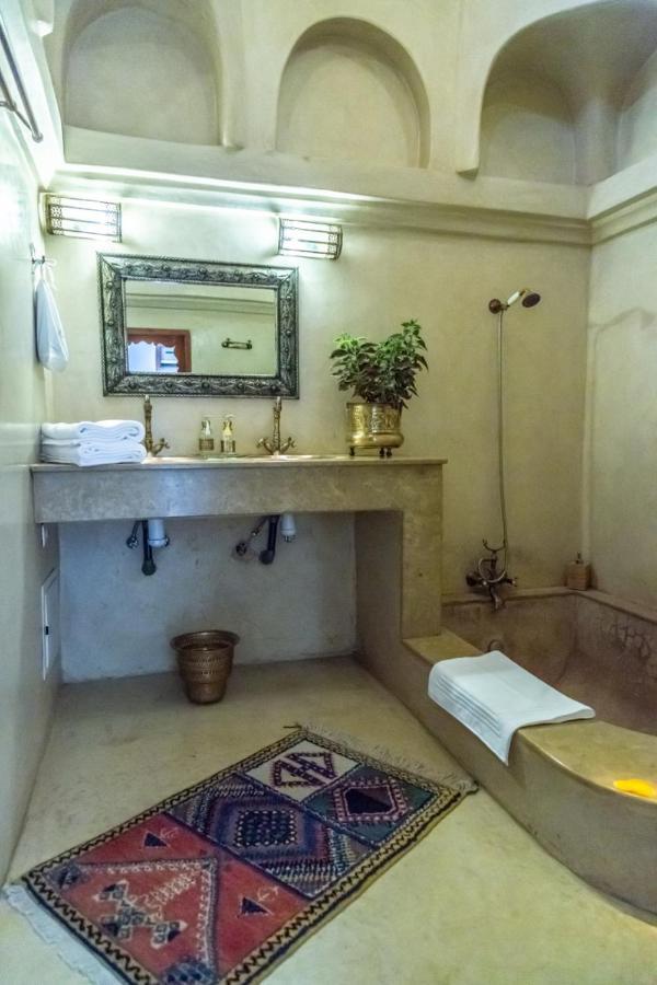 Habitación Saha