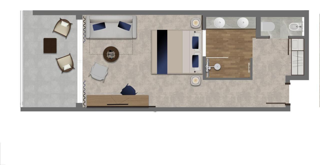 Deluxe Double or Twin Room with Balcony and Side Sea View