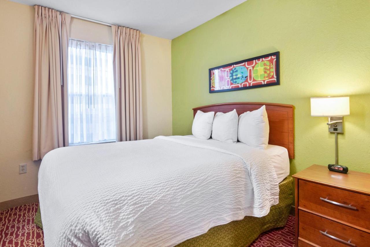 2 Bedroom Suite 2 Queen Beds Non-Smoking