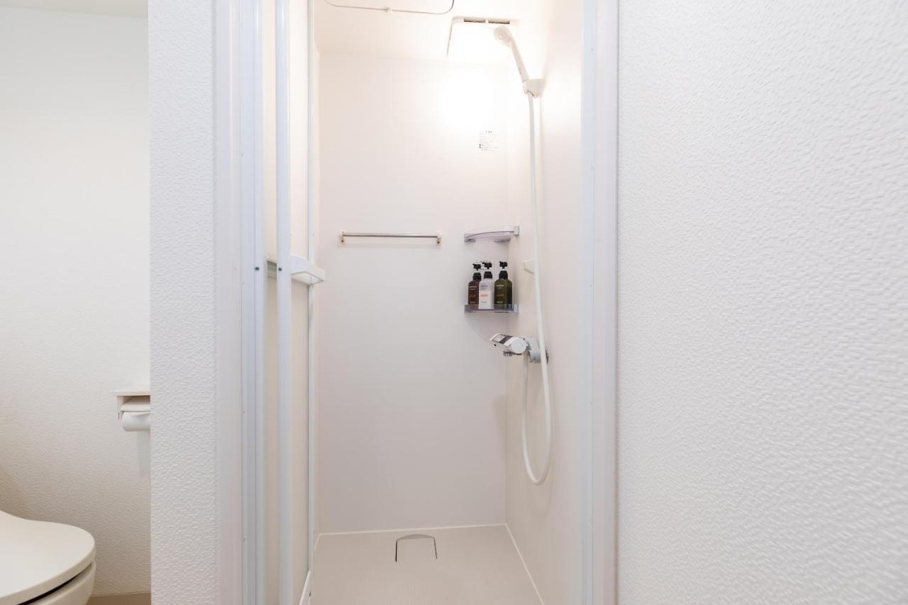 Double or Twin Room with Shower