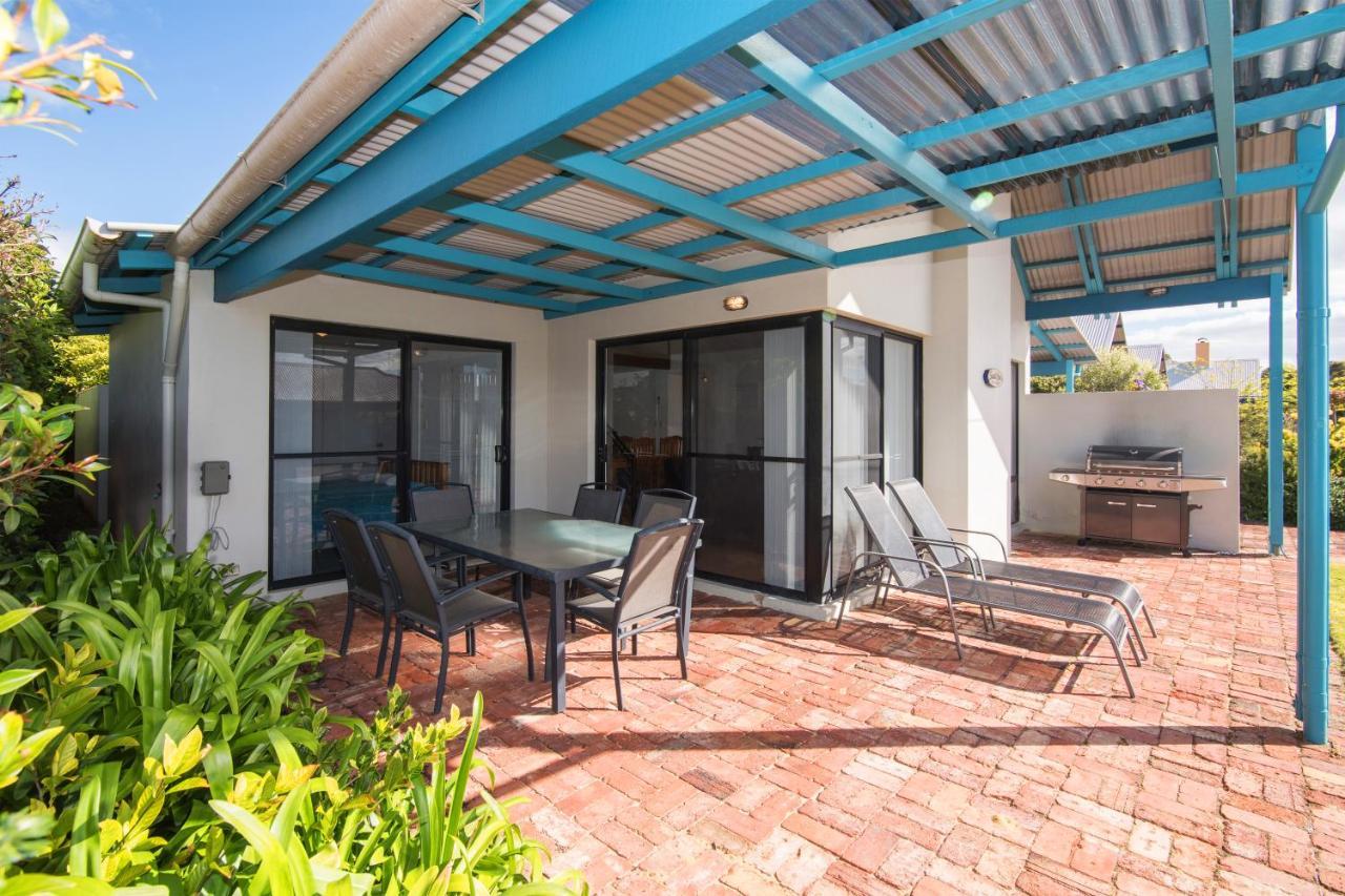 Sunset Cove - Two Bedroom Cottage with Loft