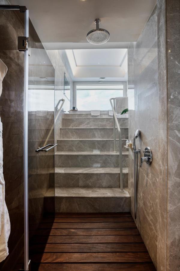 Lifestyle Junior Suite Spa Bath,1089370762:JPEG