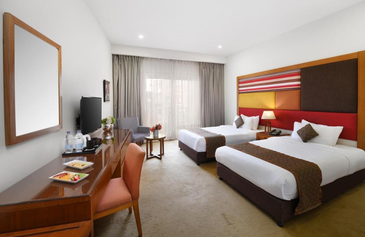 Twin Room with Pool View