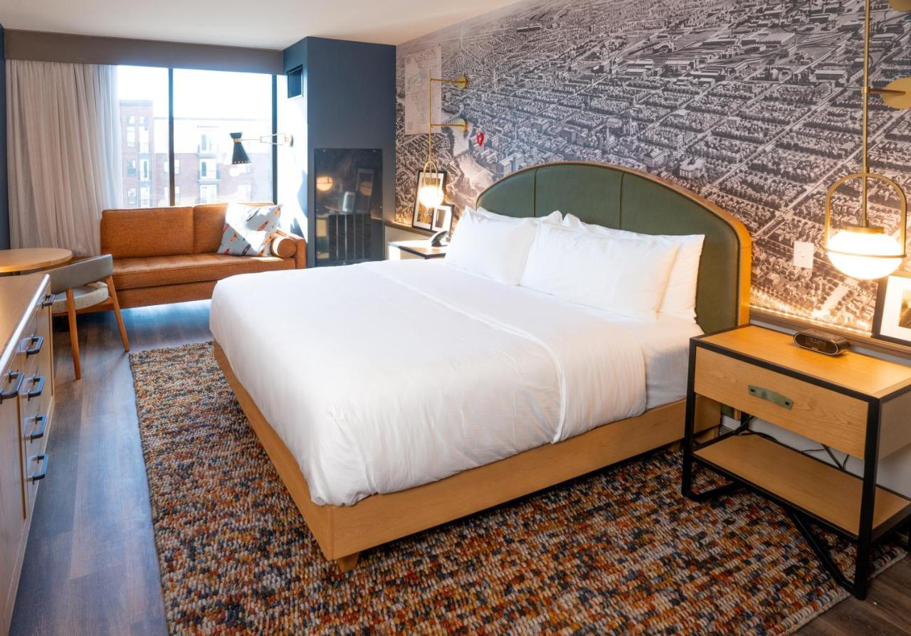 Standard King Room
