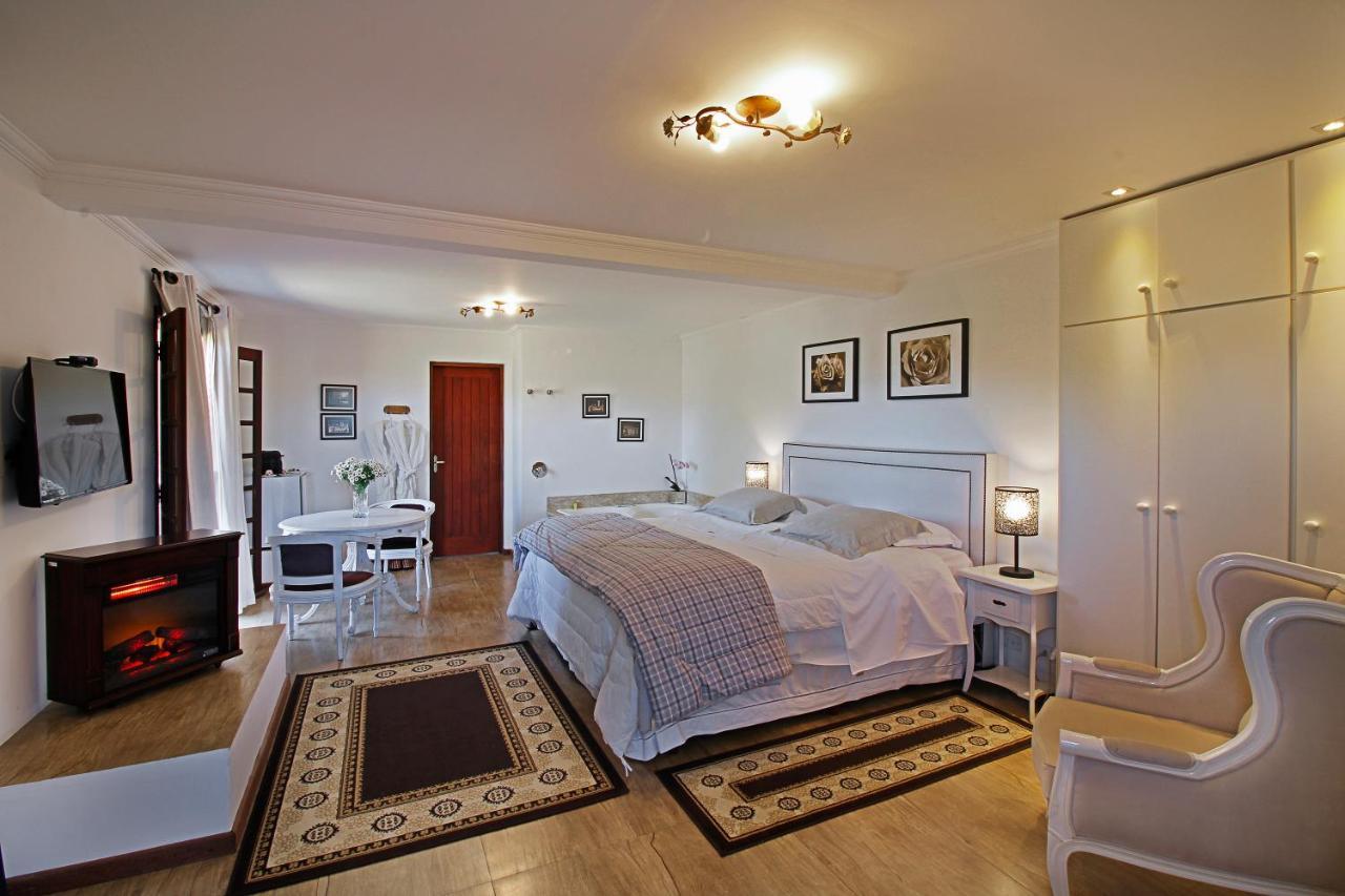 King Room with Spa Bath