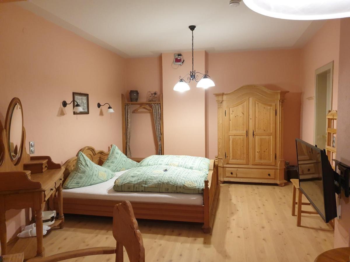 Double Room,1089931988:JPEG