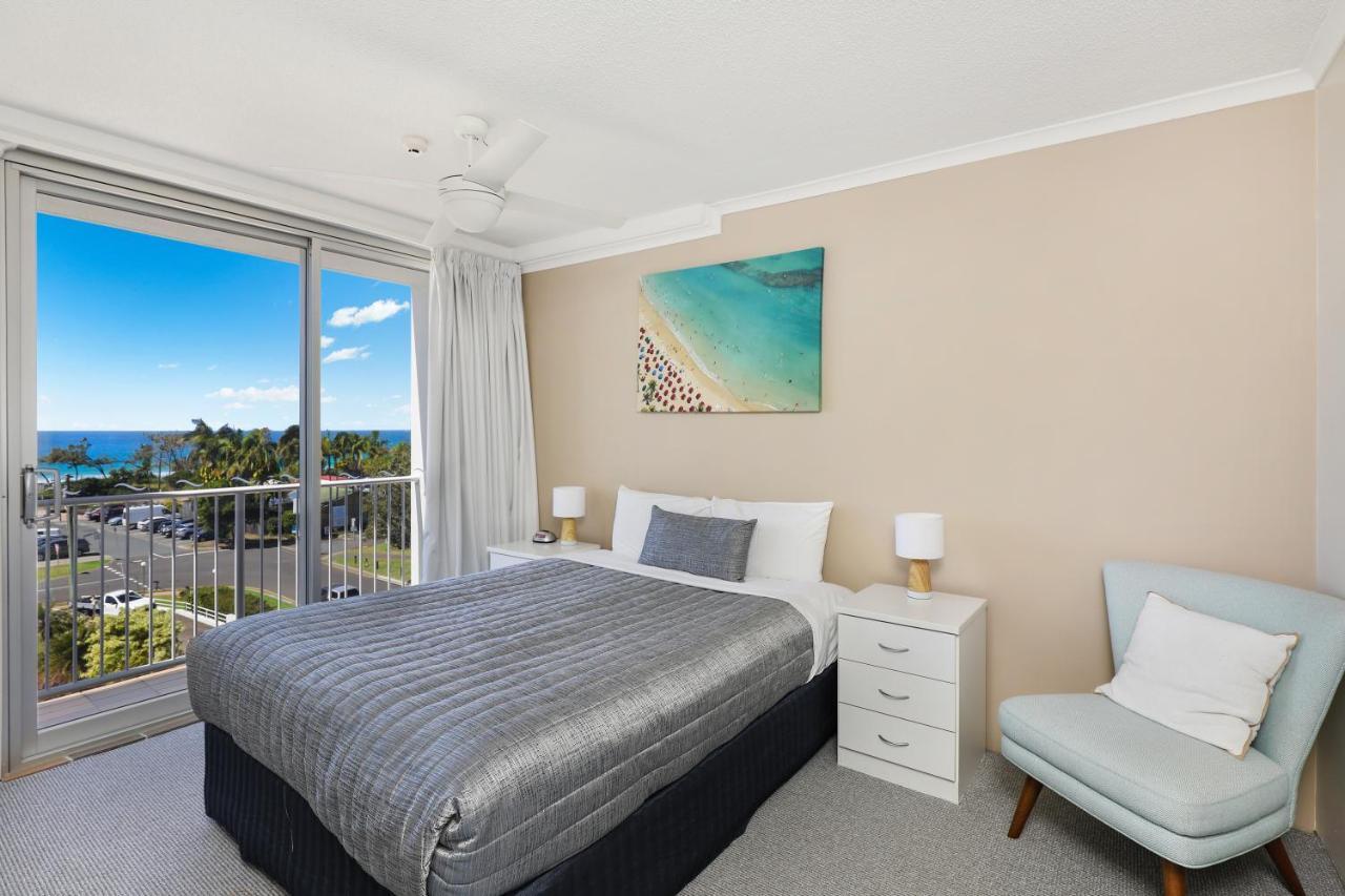 Two-Bedroom Apartment with Filtered Ocean View