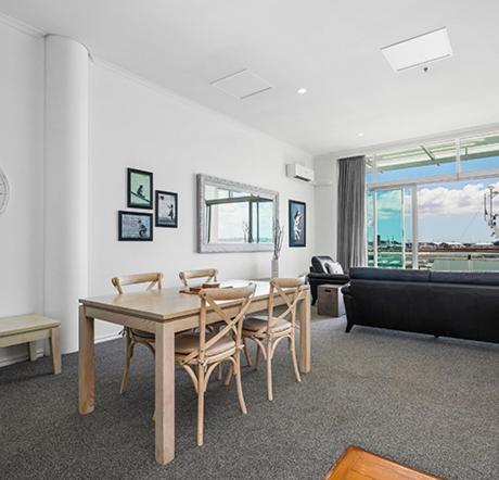 Superior Harborside One Bedroom Apartment