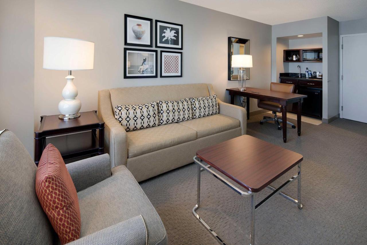 Executive Deluxe King Suite