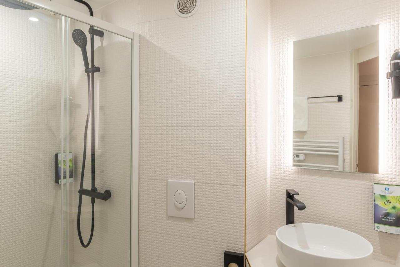 Elegance Twin Room
