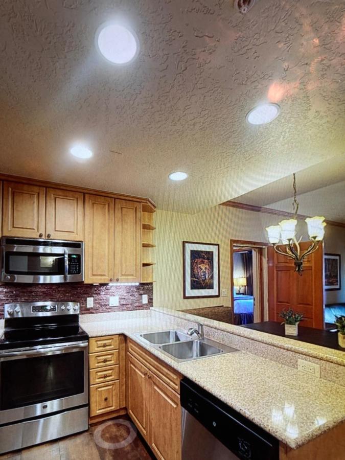 Four-Bedroom Presidential Suite