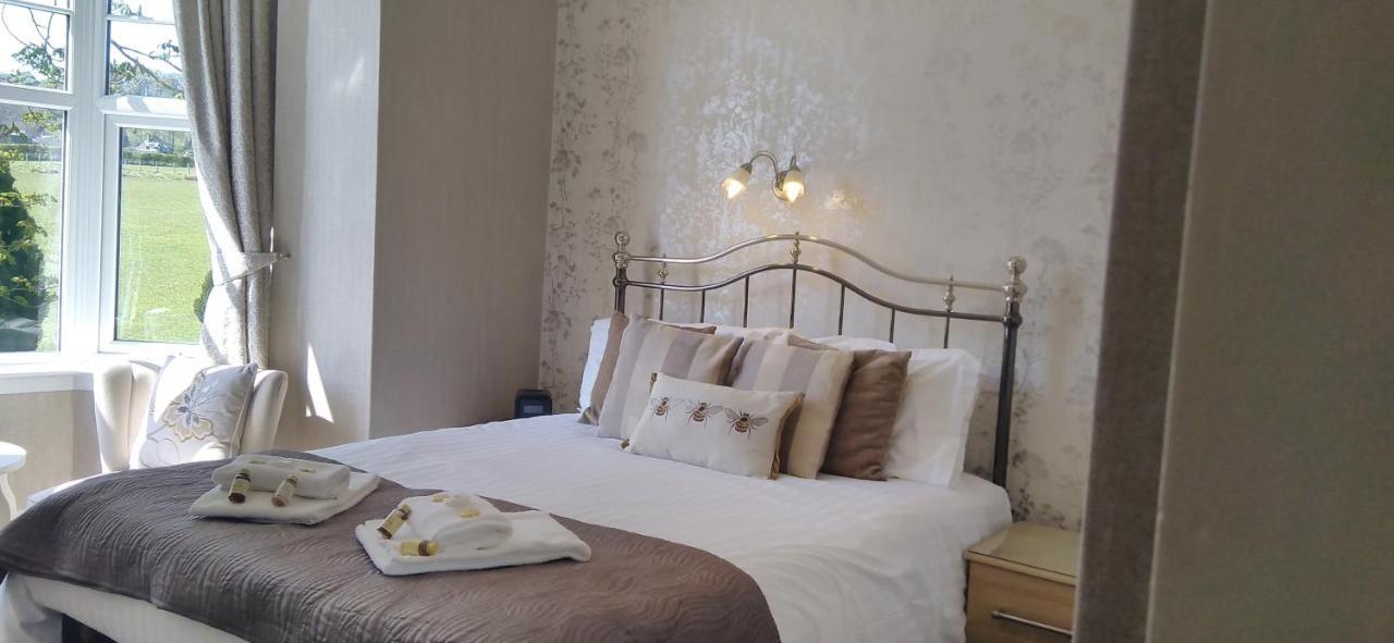 Standard King Size Room with Garden View