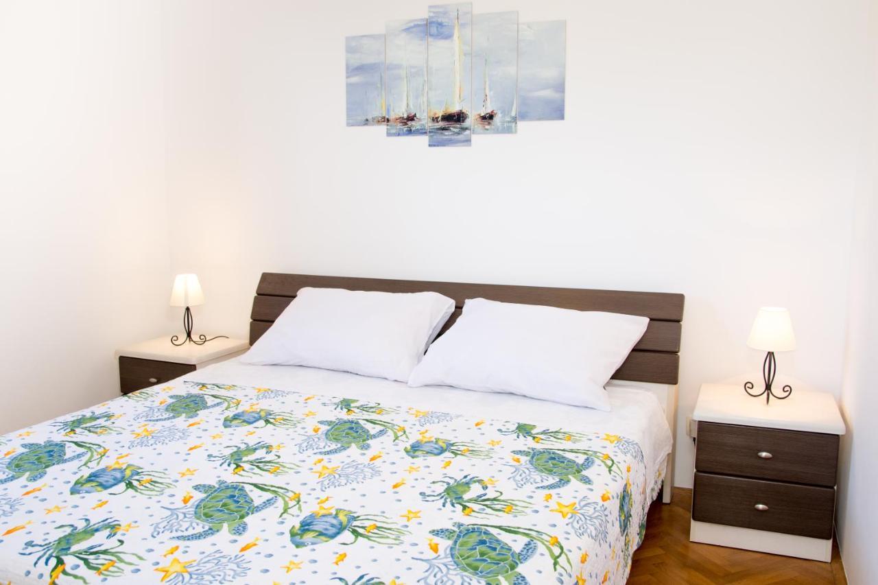 Doppelzimmer mit Balkon und Meerblick