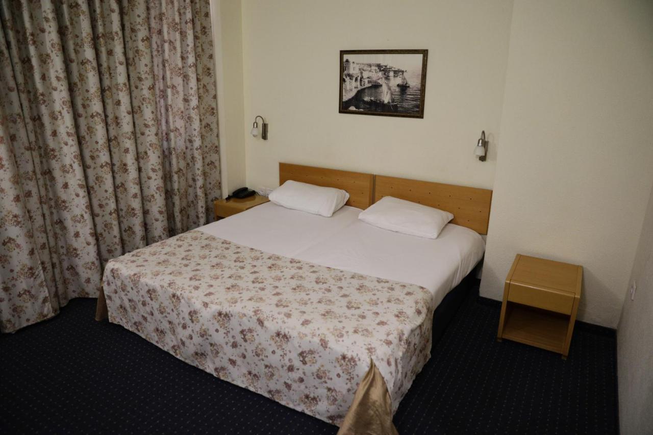 Economy Twin Room