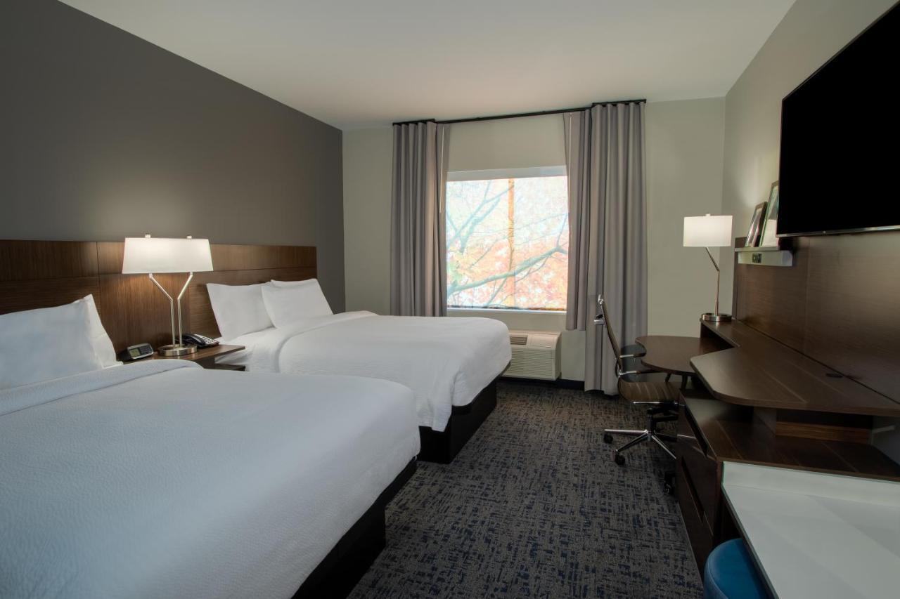 Queen Room with Two Queen Beds