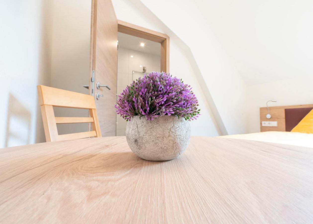 Dreibettzimmer
