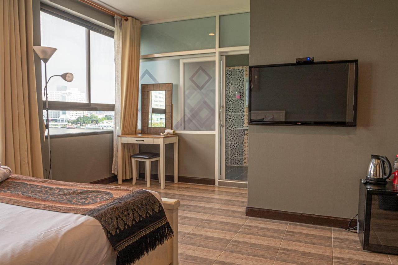 Deluxe Room - River View,1557561364:JPEG