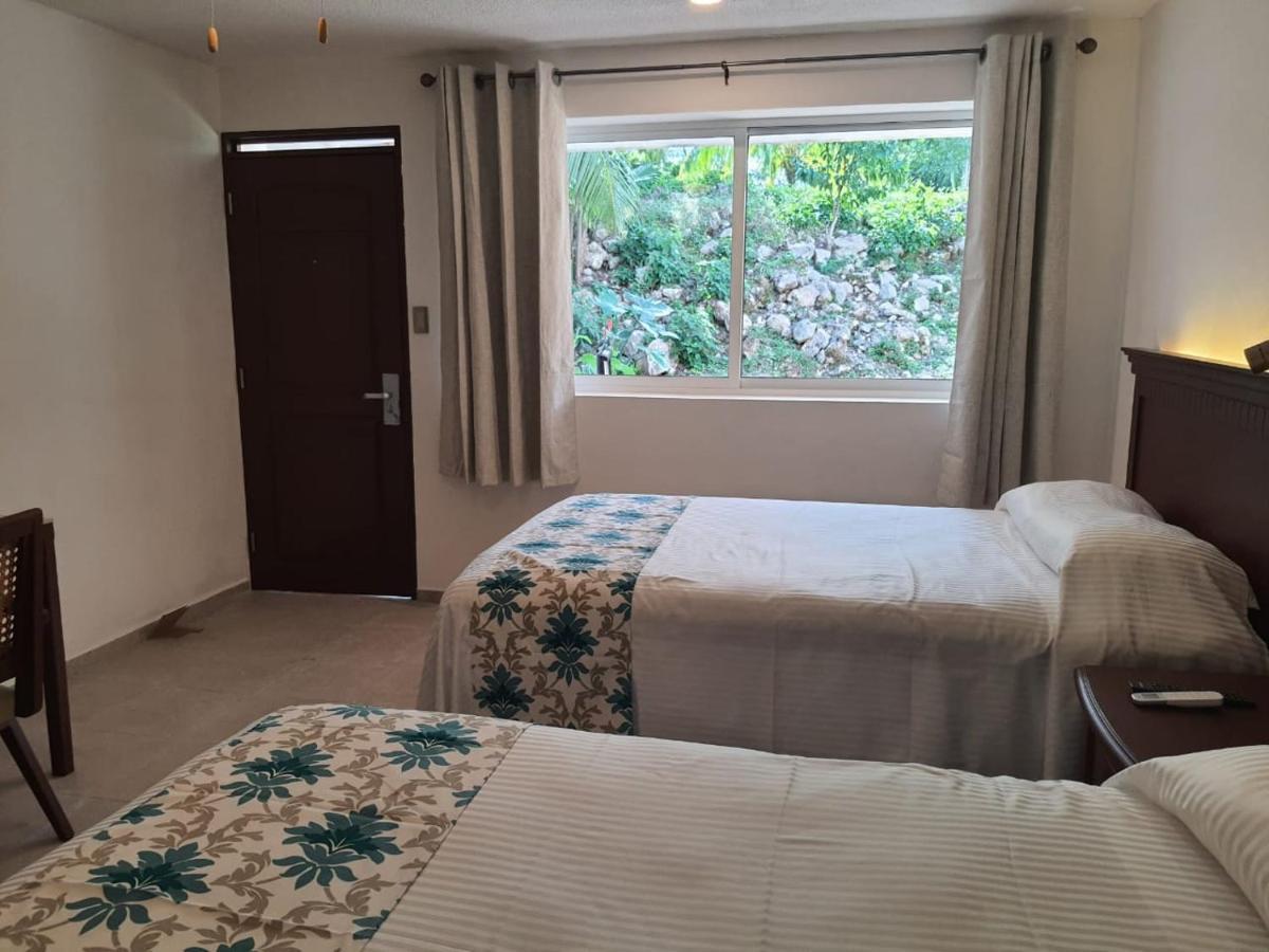 Standard Twin Room with Garden View