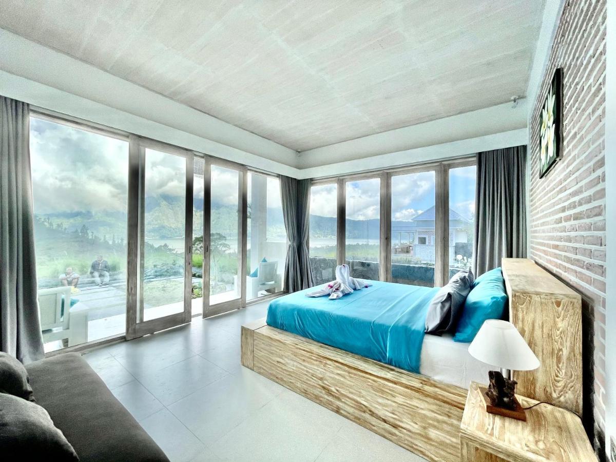 Double Room with Lake View
