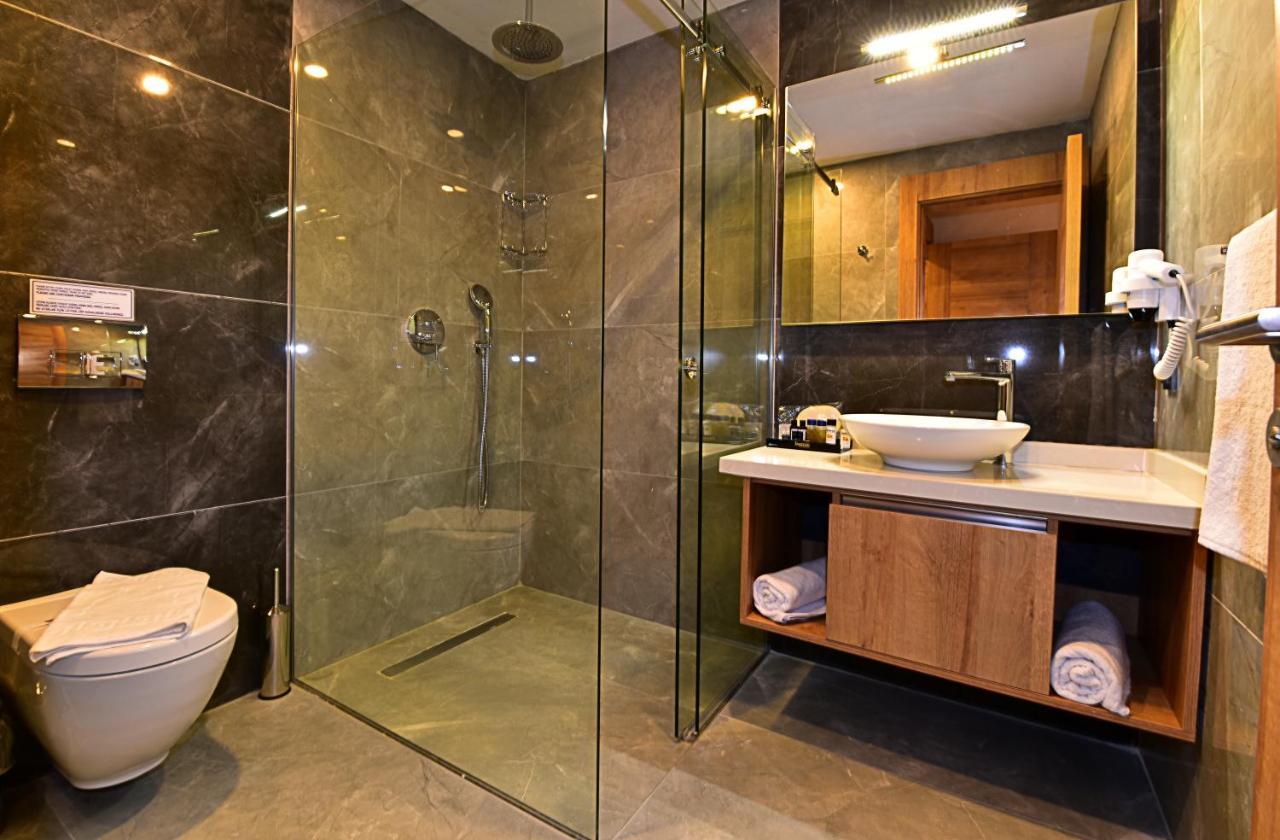 Two Bedroom Apartment Seaview