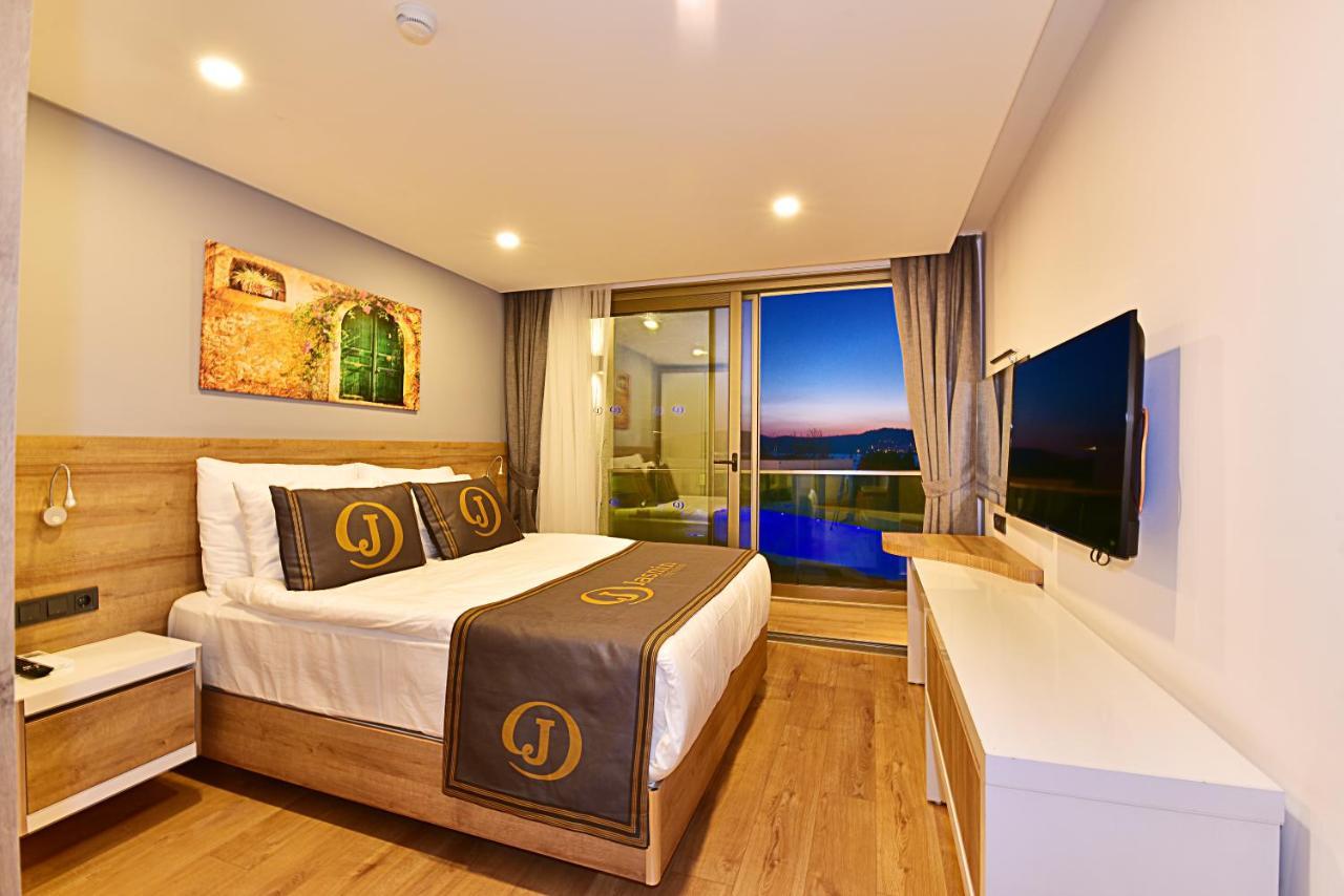 Studio Sea View