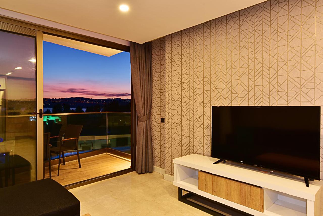 Two Bedroom Apartment Seaview