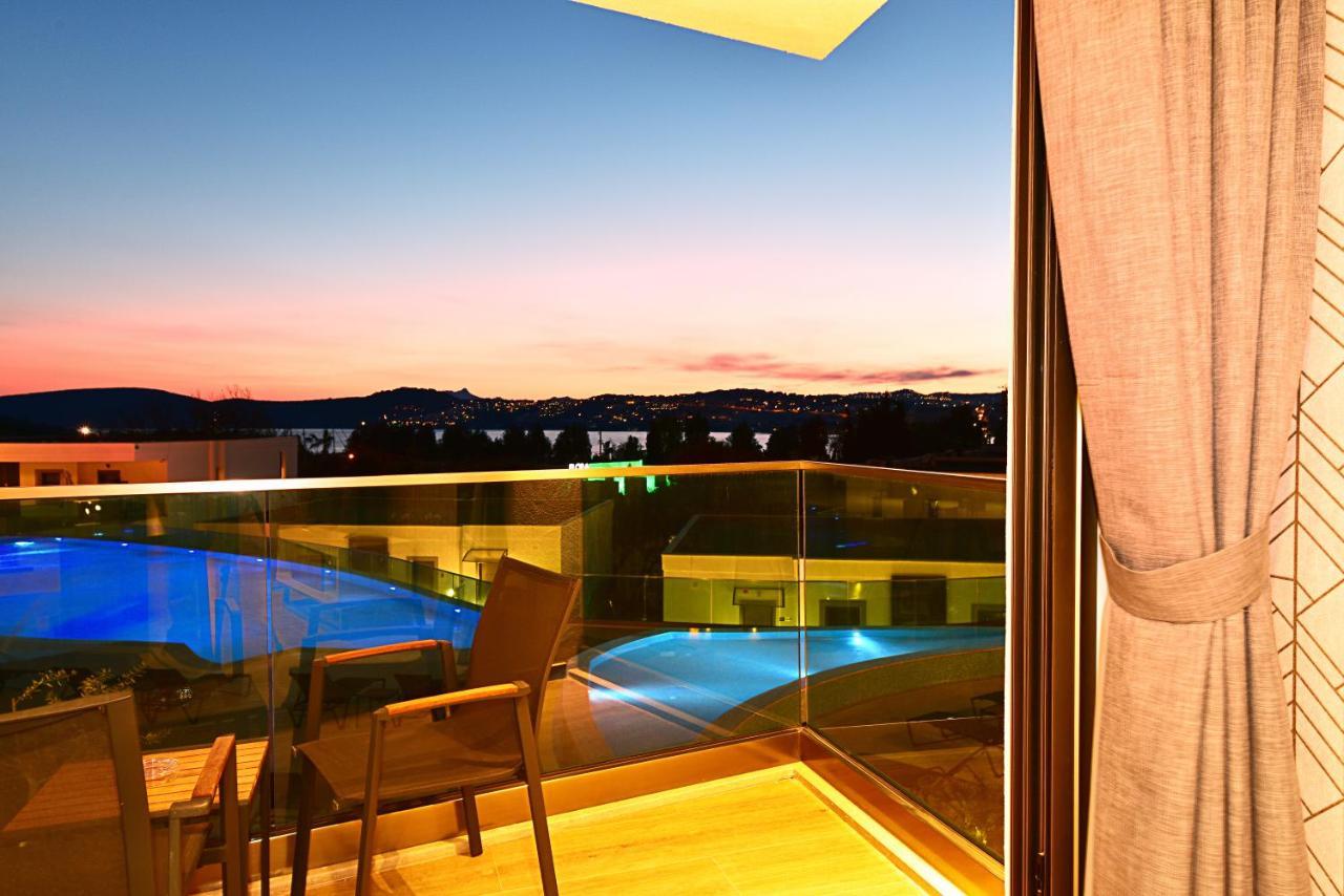 Two Bedroom Apartment Seaview