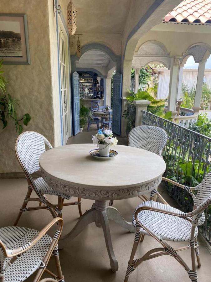 Suite La Perla