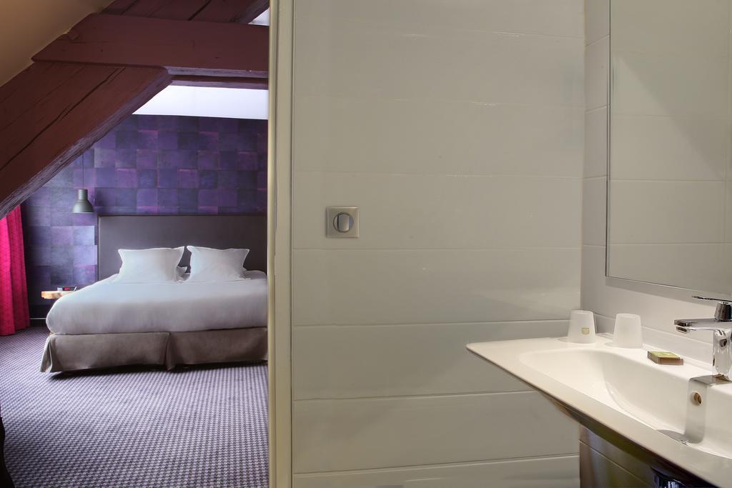 Chambre Lit King-Size Supérieure - Non-Fumeurs