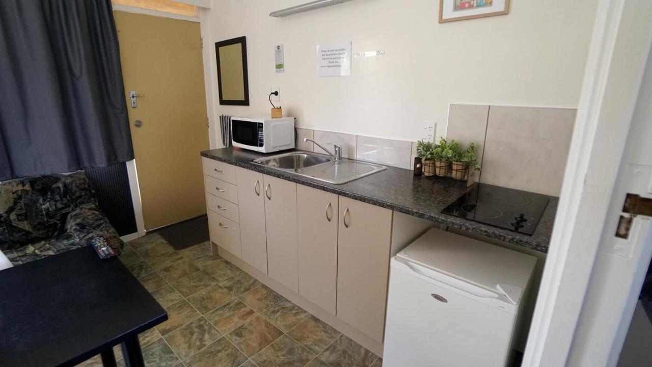 Studio with Private Bathroom