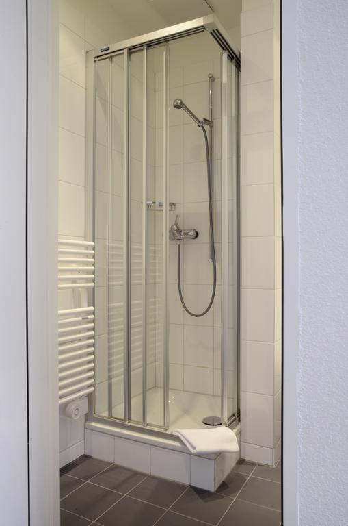 Twin Room Private Bathroom