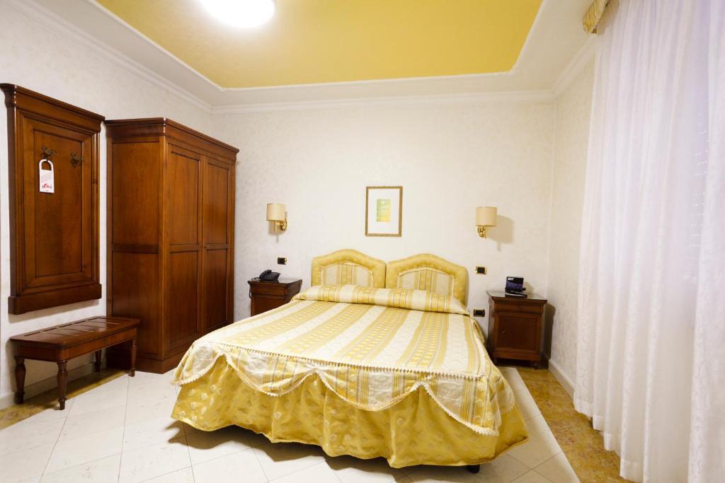 Classic Double or Twin Room