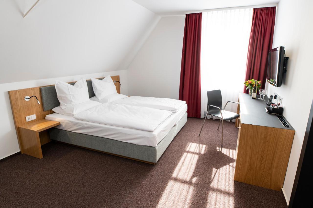 Superior Zimmer mit Kingsize-Bett