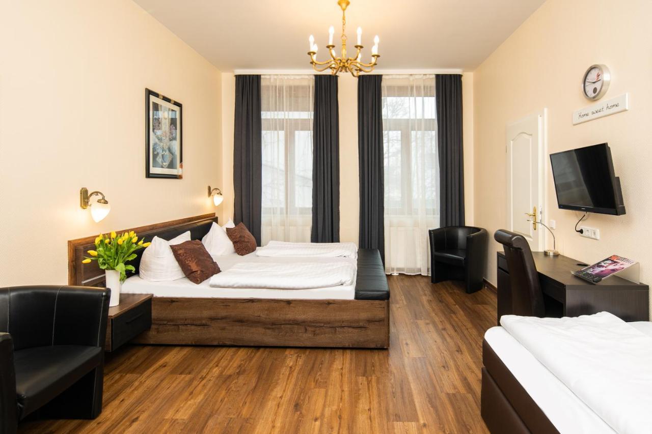 Comfort Triple Room