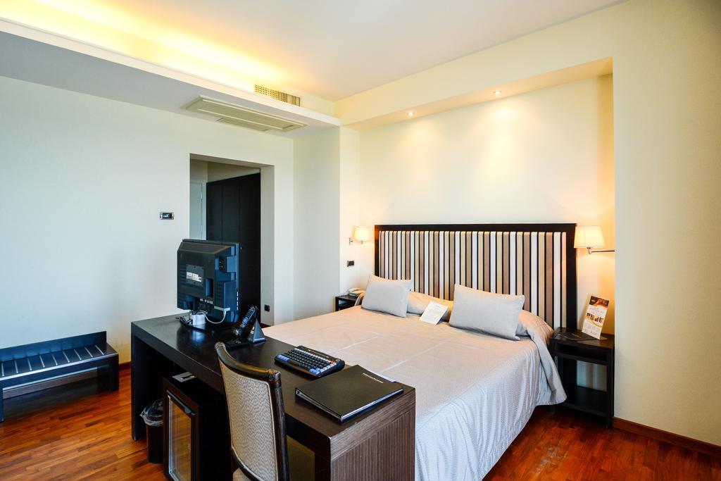 Prestige Double Room with Sea View