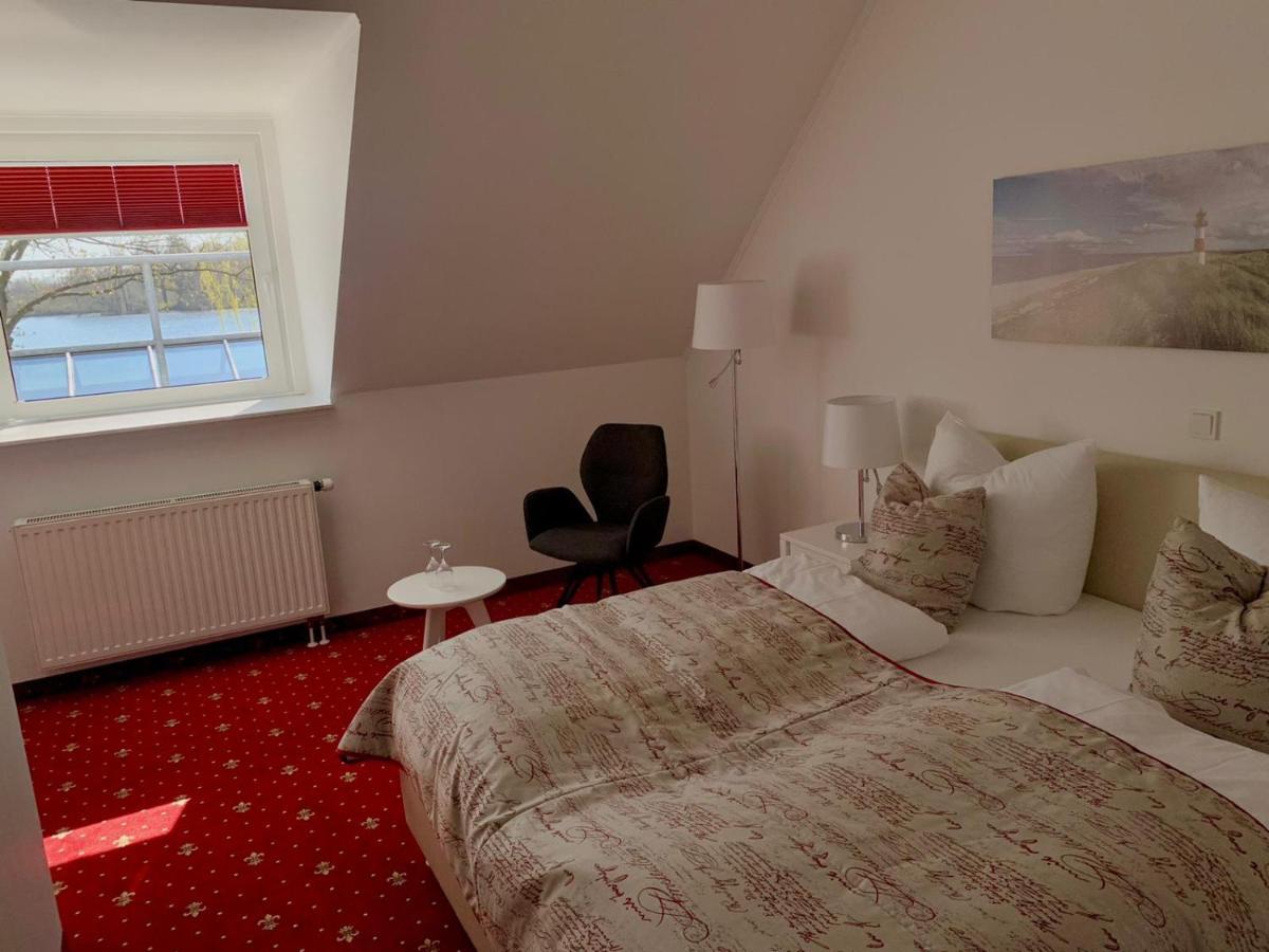 Doppelzimmer mit Seeblick