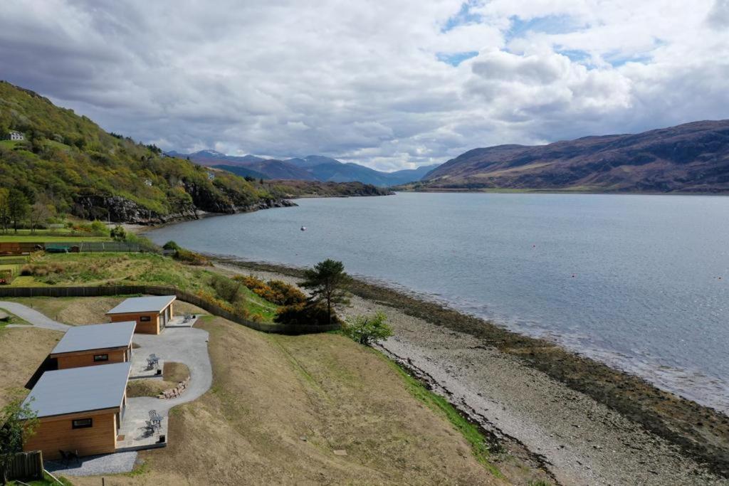 Lochside Cabin