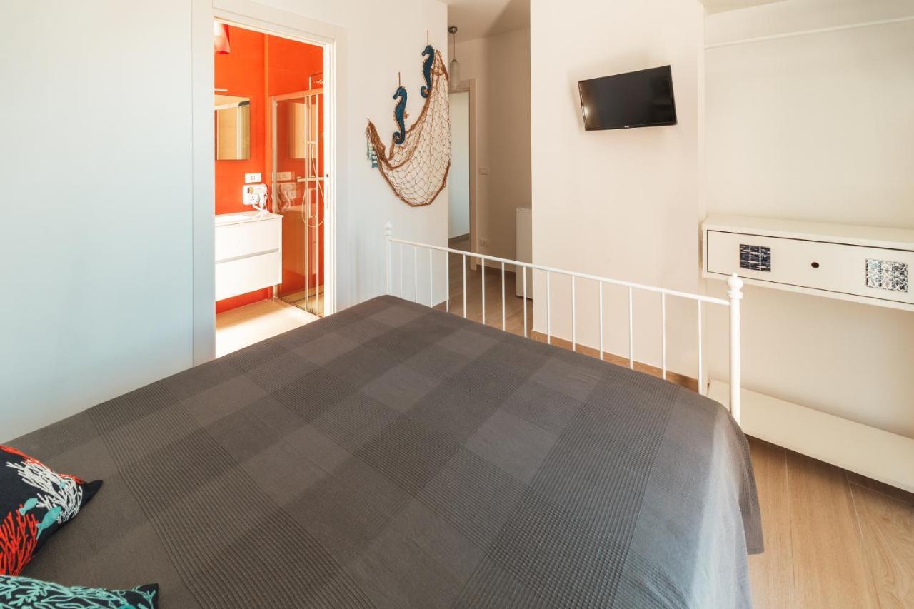Quarto Duplo com Varanda e Vista do Mar