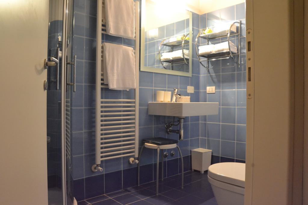 Doppel- oder Zweibettzimmer