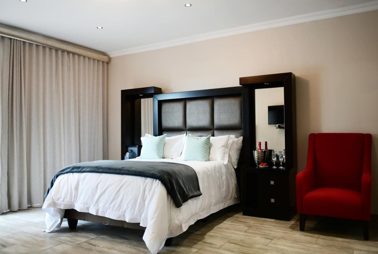 Deluxe Double Room with Bath