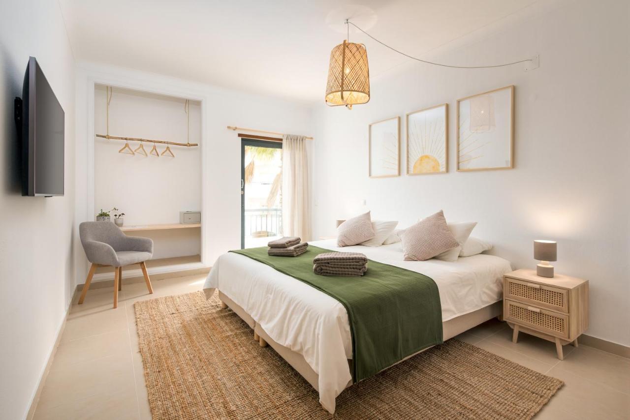 Double or Twin Room Balcony