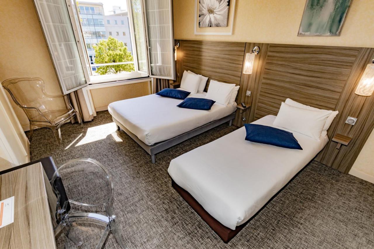 Superior Triple Room