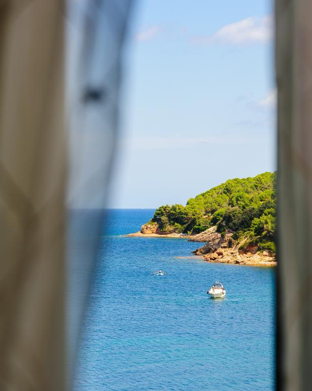 Small Deluxe Double Room with Sea View
