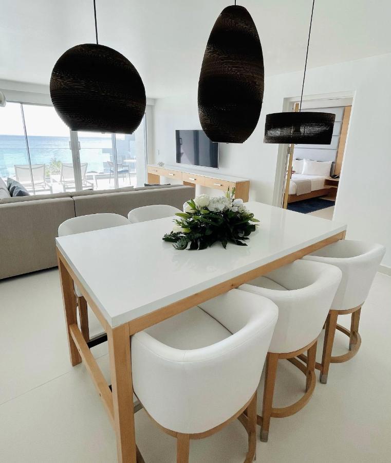 Penthouse Oceanfront Suite