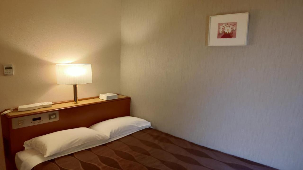 Tweepersoonskamer met Klein Tweepersoonsbed - Roken