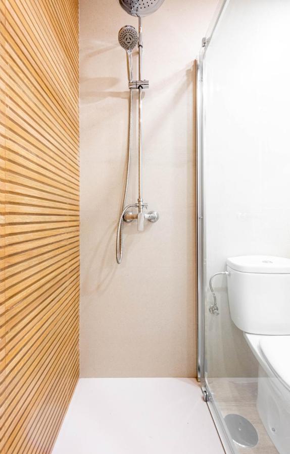 Studio,1109409375:JPEG