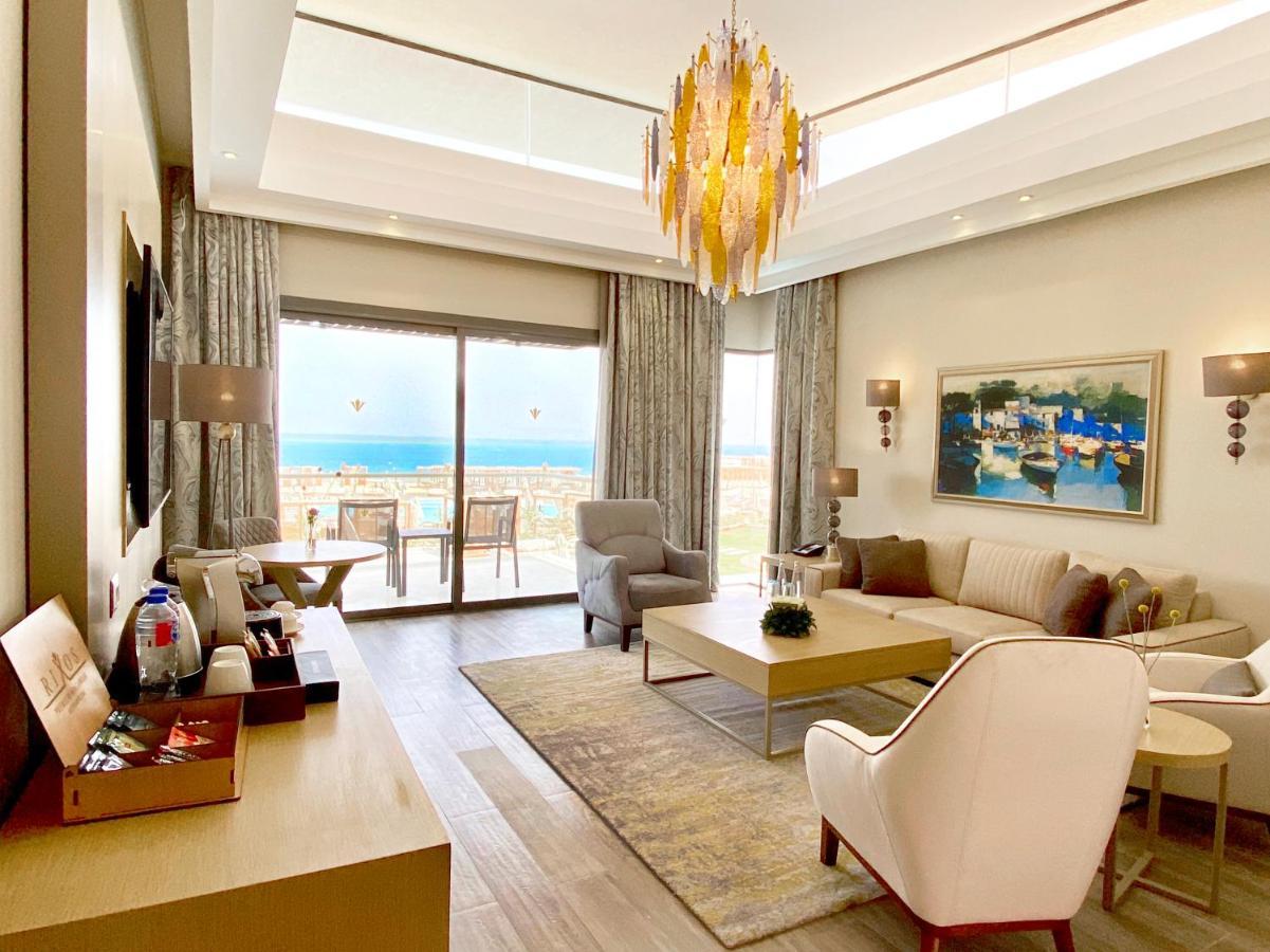 Lagoon Deluxe Twin Suite Sea View