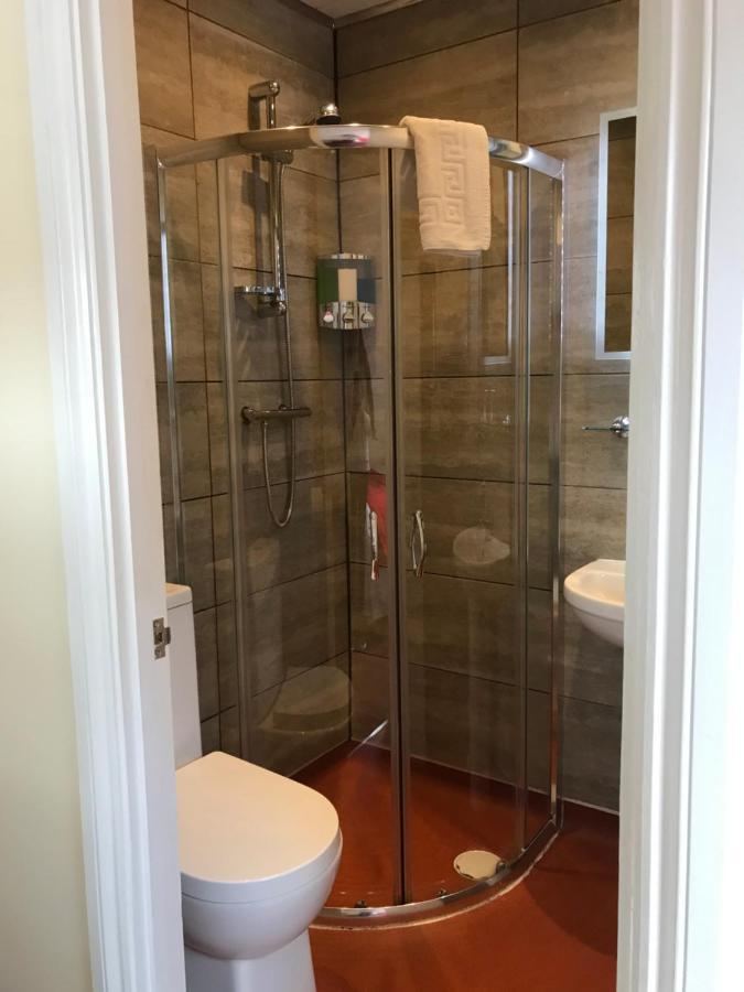 Twin Room Private Bathroom