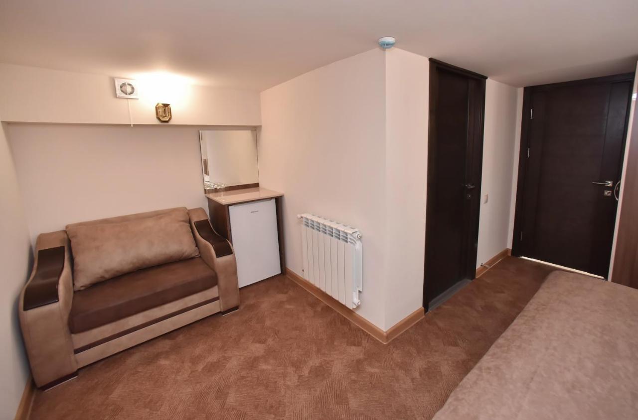 Comfort Triple Room