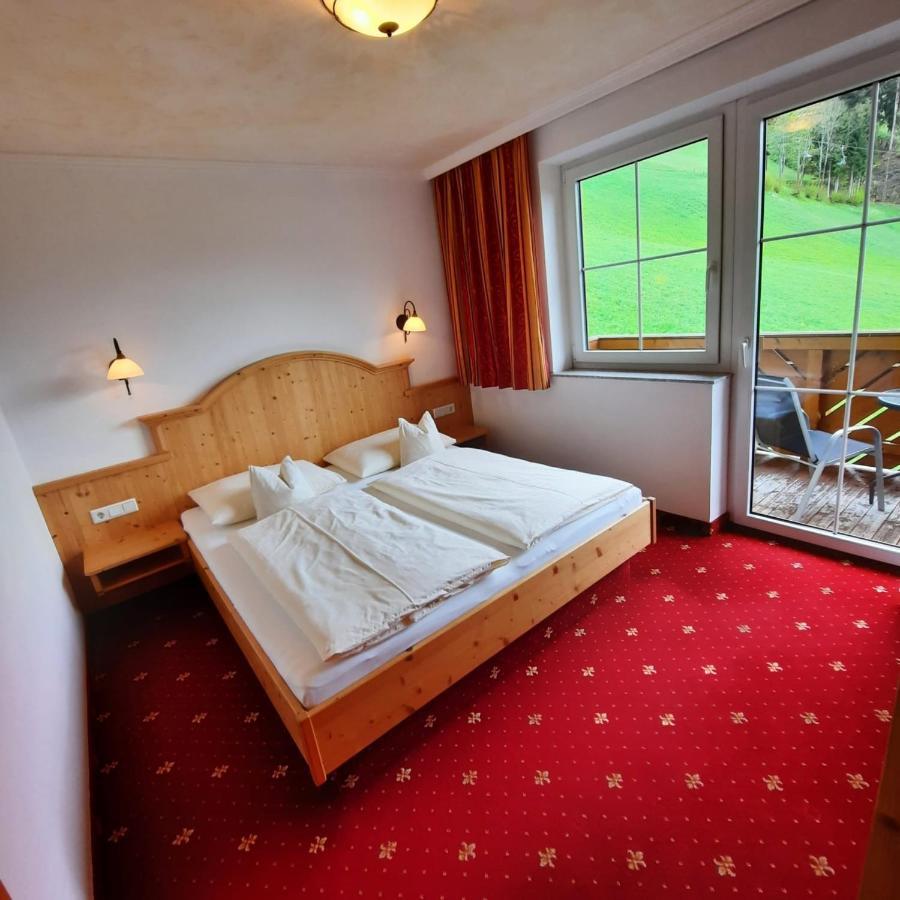 Apartment mit 2 Schlafzimmern und Balkon